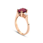 2,78 ct. Diamant Oval Rubin Ring