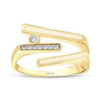 Ring mit Emaille und Stein aus Gold