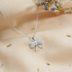 0,18 ct. Diamant Bow Halskette