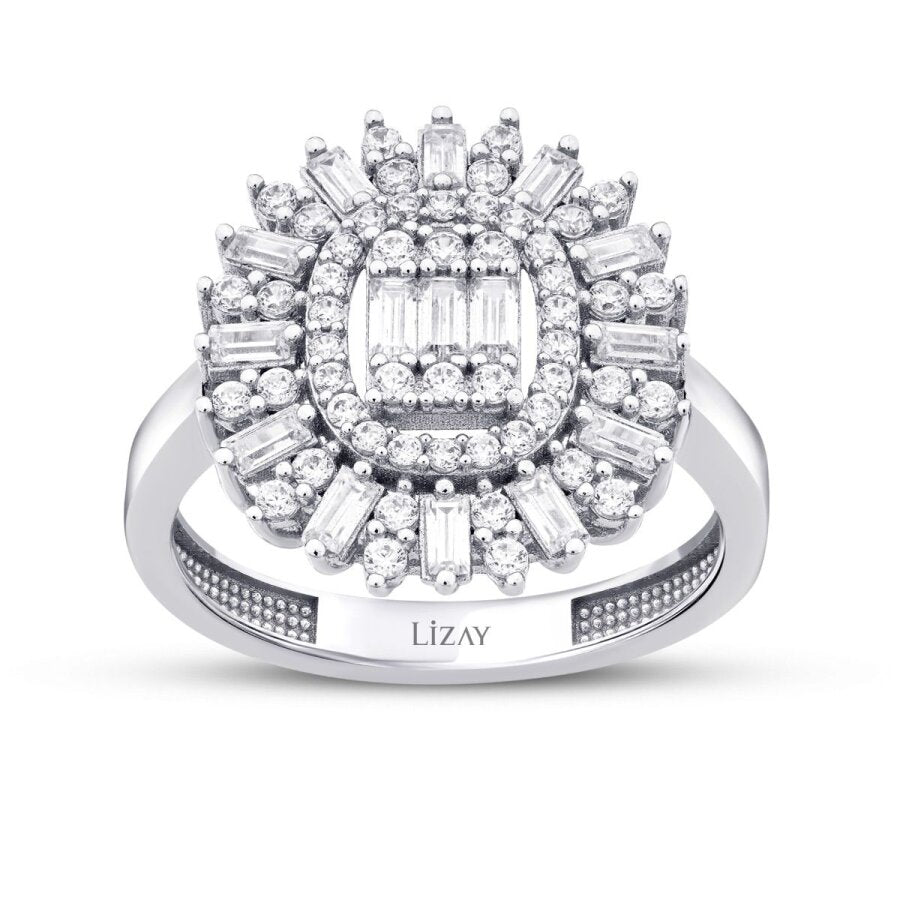 Halo-Ring mit Baguette-Steinen aus Gold