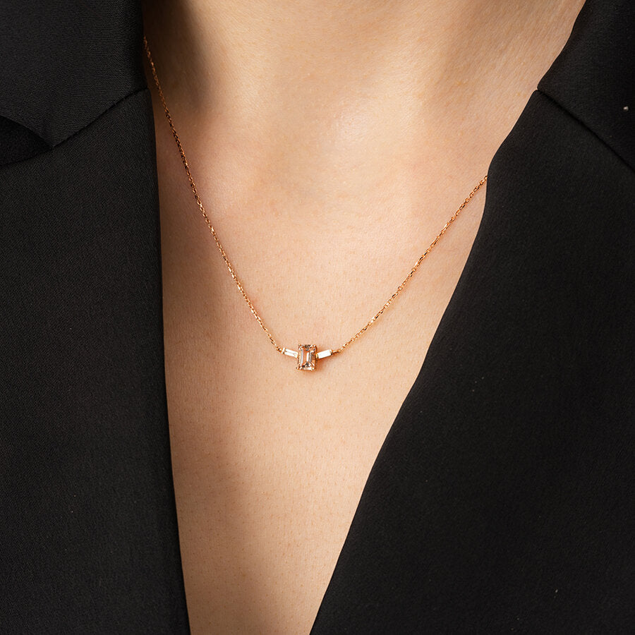 0,65 ct. Diamant Morganit Halskette