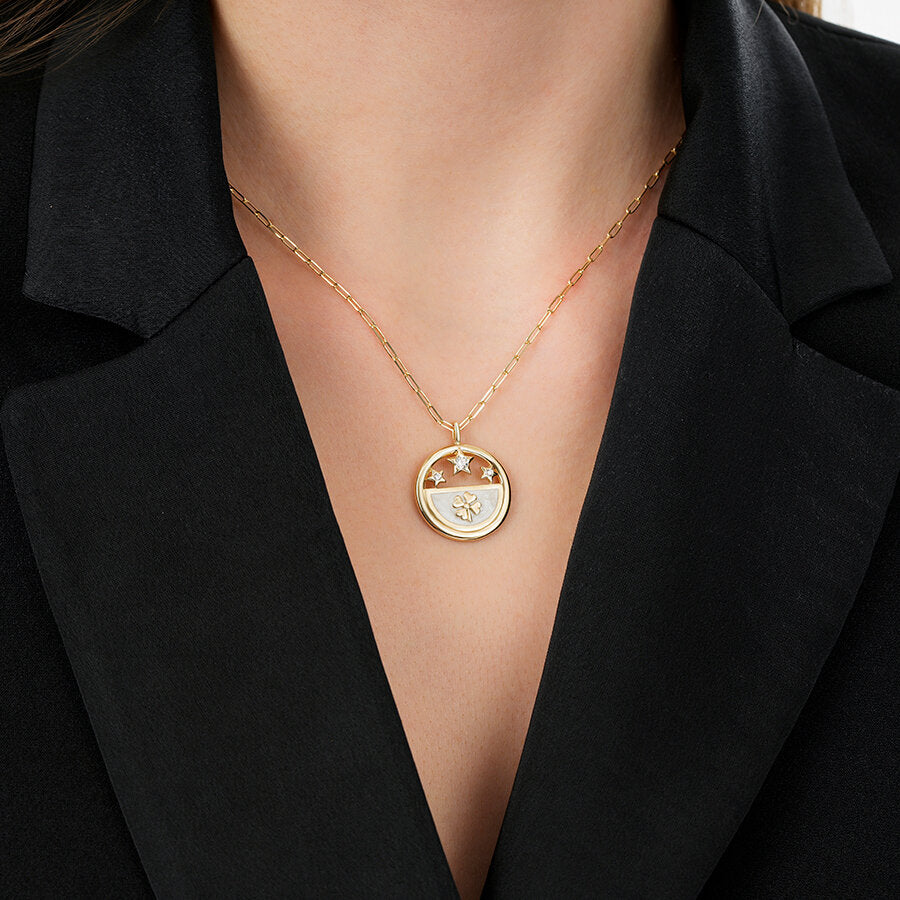Gold Clover und Stern Emaille Glückbringer Halskette