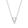 0,04 ct. Diamant Halskette Buchstabe V