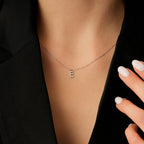 0,07 ct. Diamant Halskette Buchstabe E