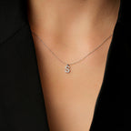 0,08 ct. Diamant Halskette Buchstabe S