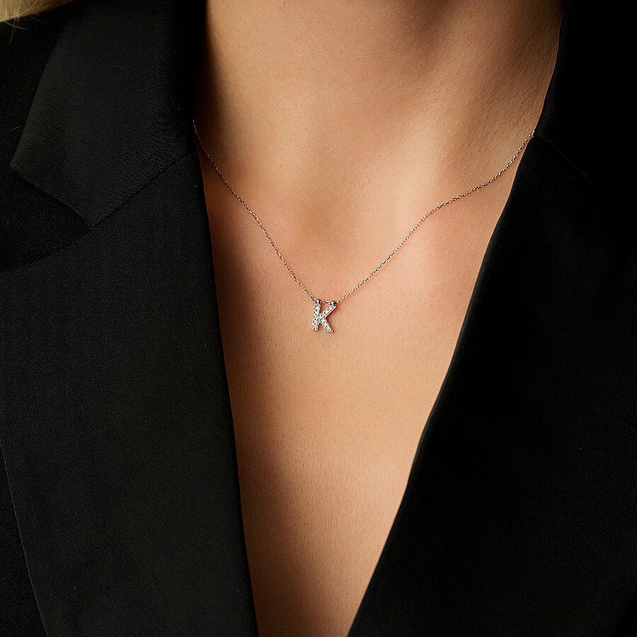 0,06 ct. Diamant Halskette Buchstabe K