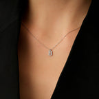 0,08 ct. Diamant Halskette Buchstabe B