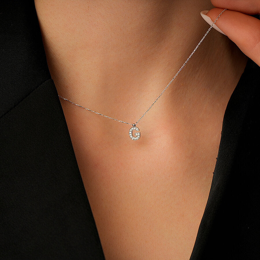 0,07 ct. Diamant Halskette Buchstabe G