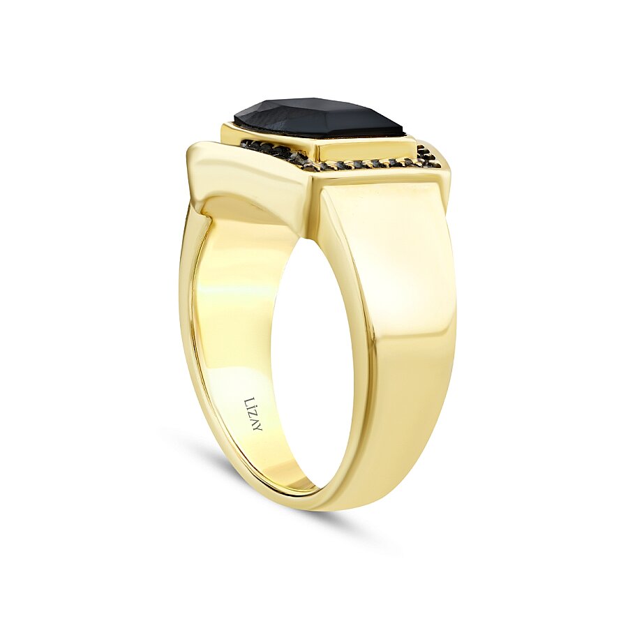 Herrenring aus Gold mit schwarzem Stein