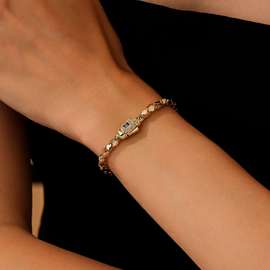 Design-Armband aus Gold