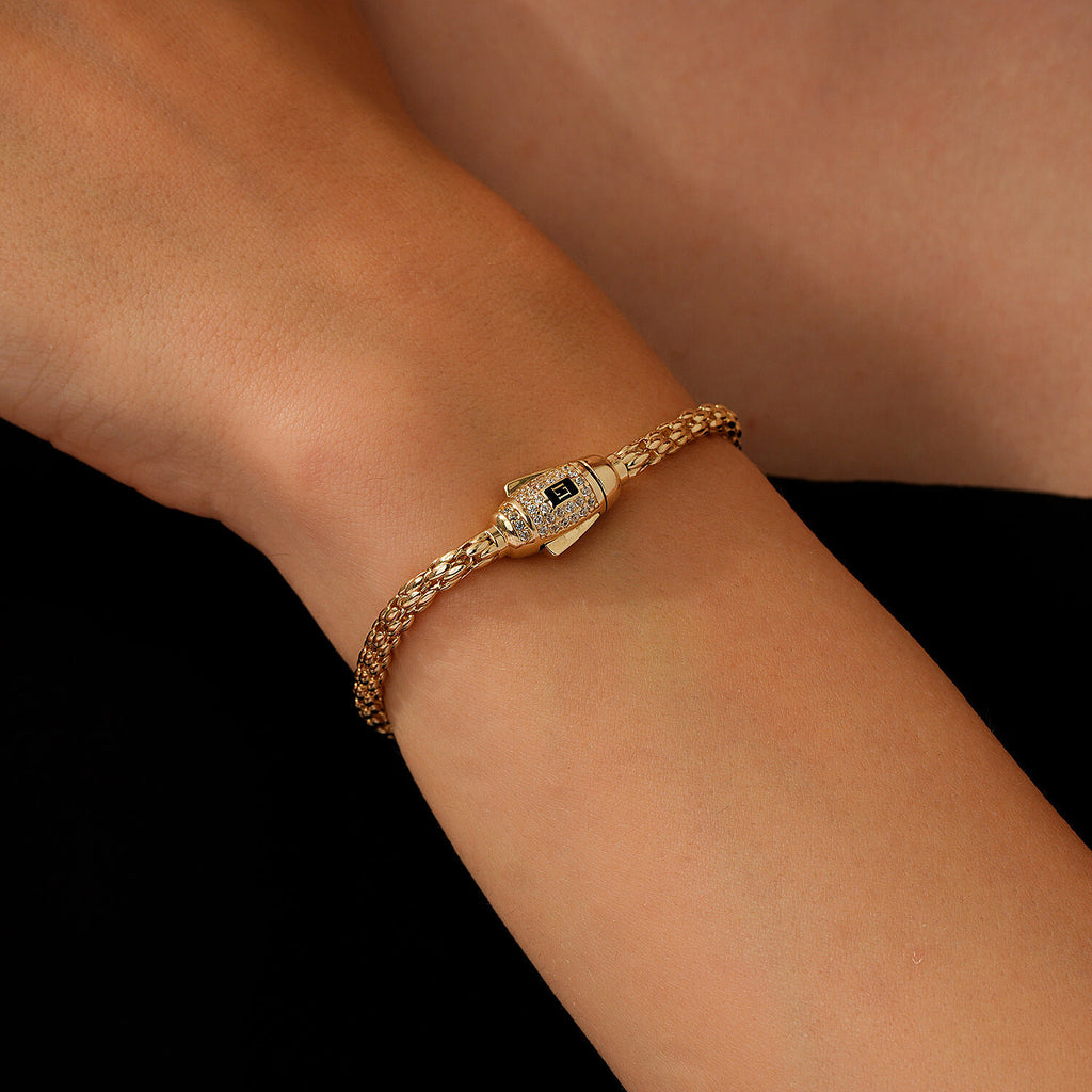 Design-Armband aus Gold