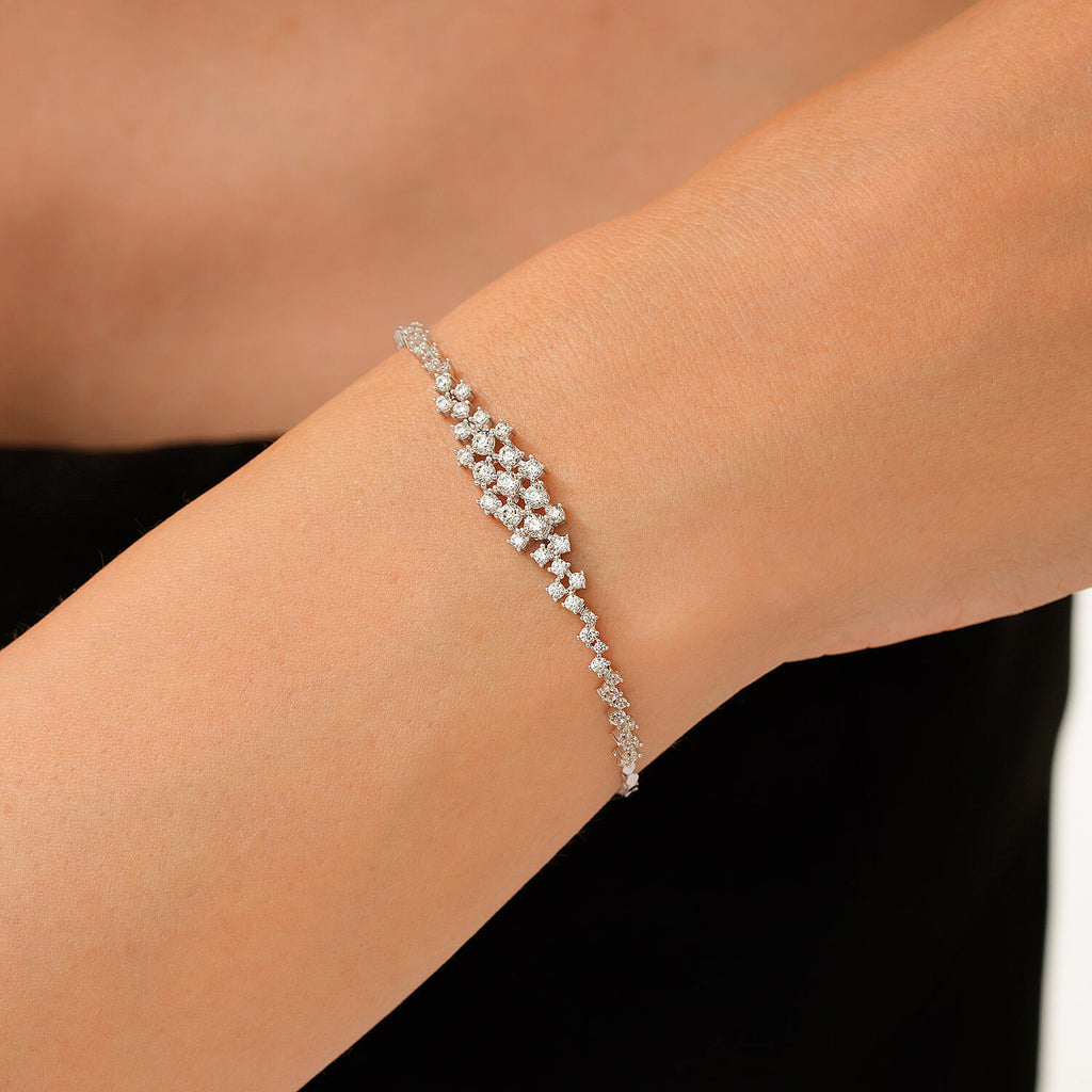 Trend-Armband mit Steinbesatz aus Gold