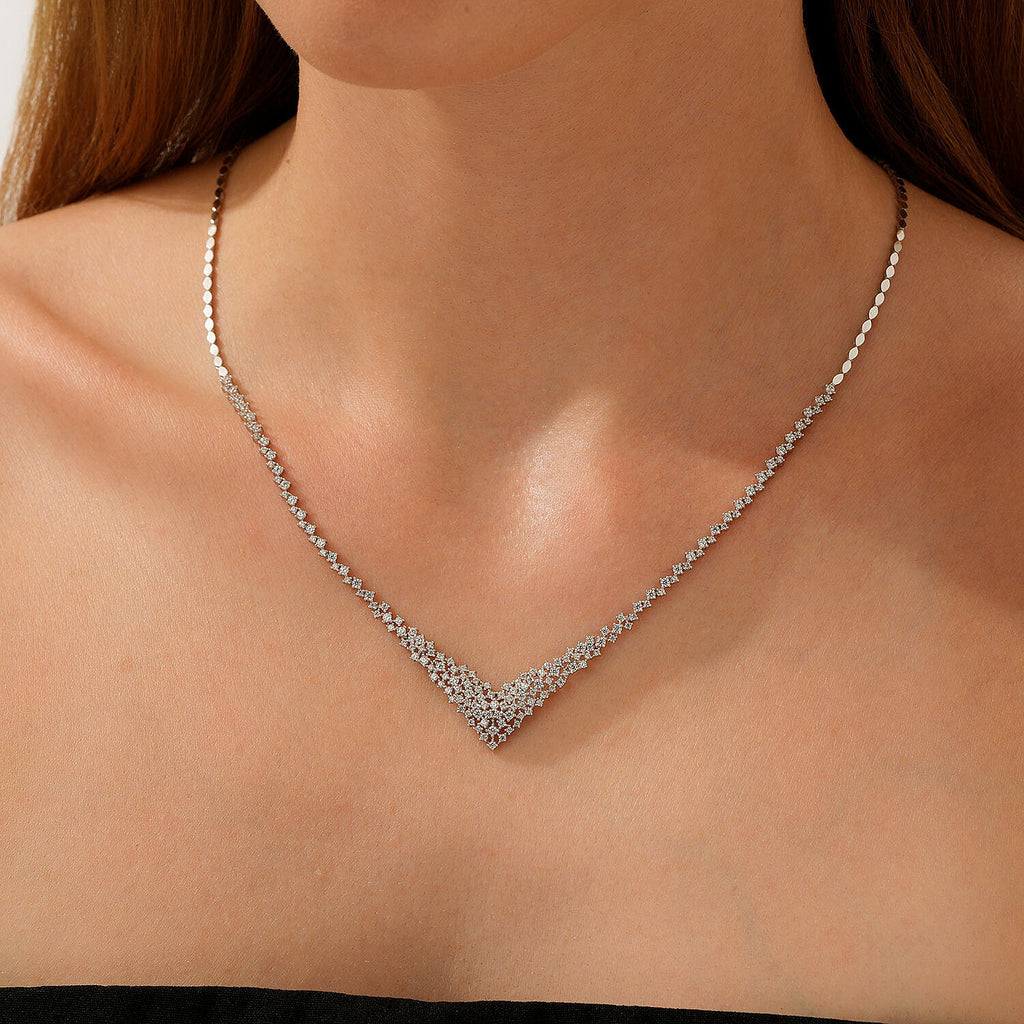 Design-Collier aus Gold