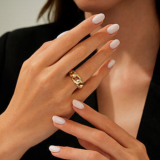Gold Curb Chain Ring