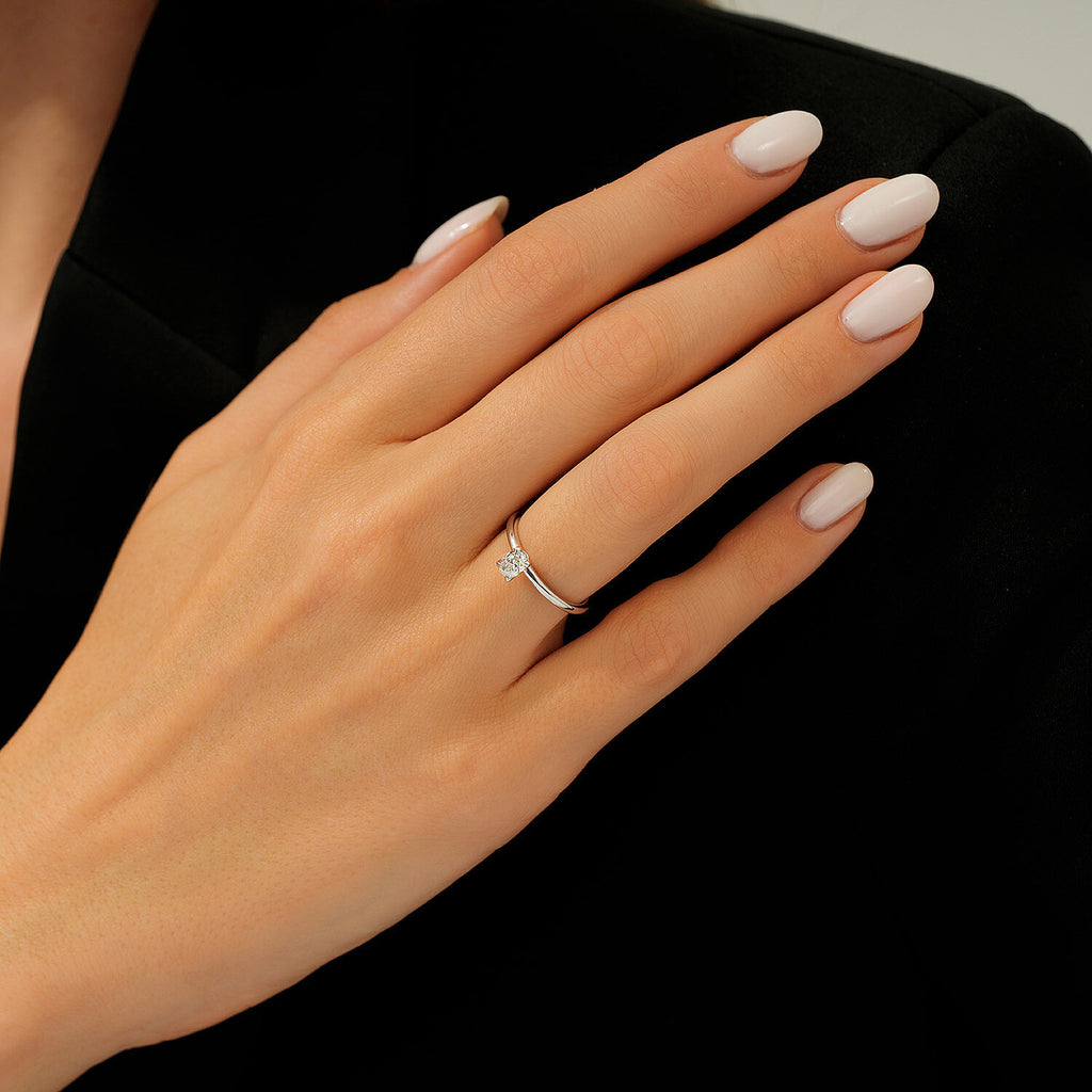 0,30 ct. Diamant Oval Solitär Verlobungsring