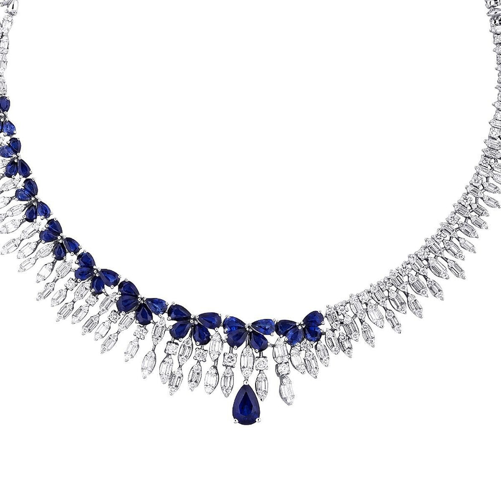 24,03 Carat Diamond Sapphire Neckband