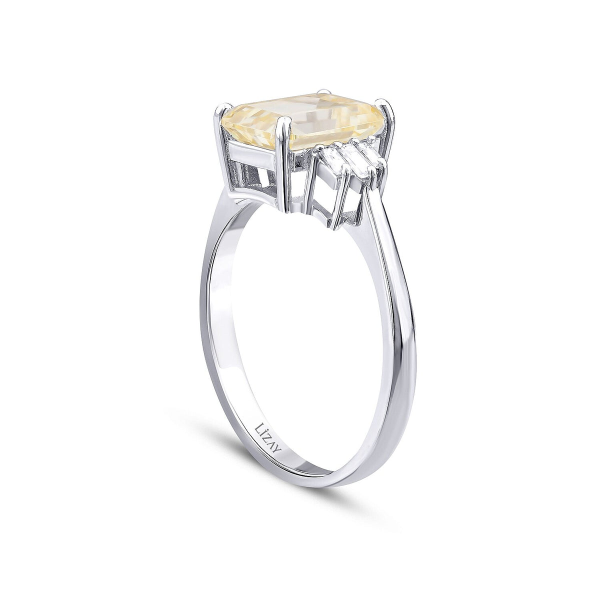 4,07 Carat Diamond Fancy Ring