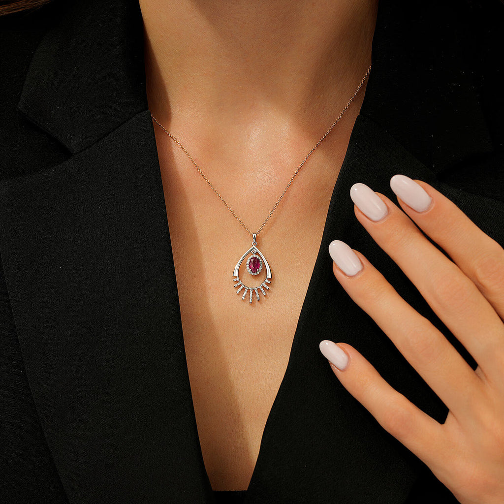 0,96 Carat Diamond Ruby Necklace