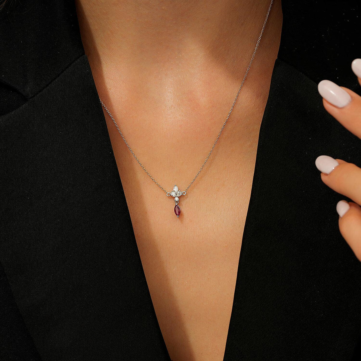 0,66 Carat Diamond Ruby Necklace
