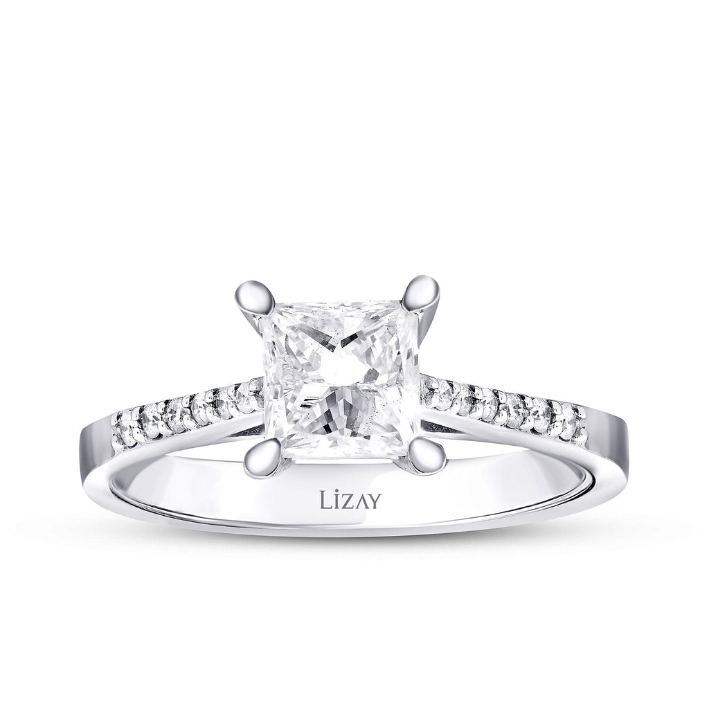 1,11 Carat Diamond Princess Solitaire Engagement Ring