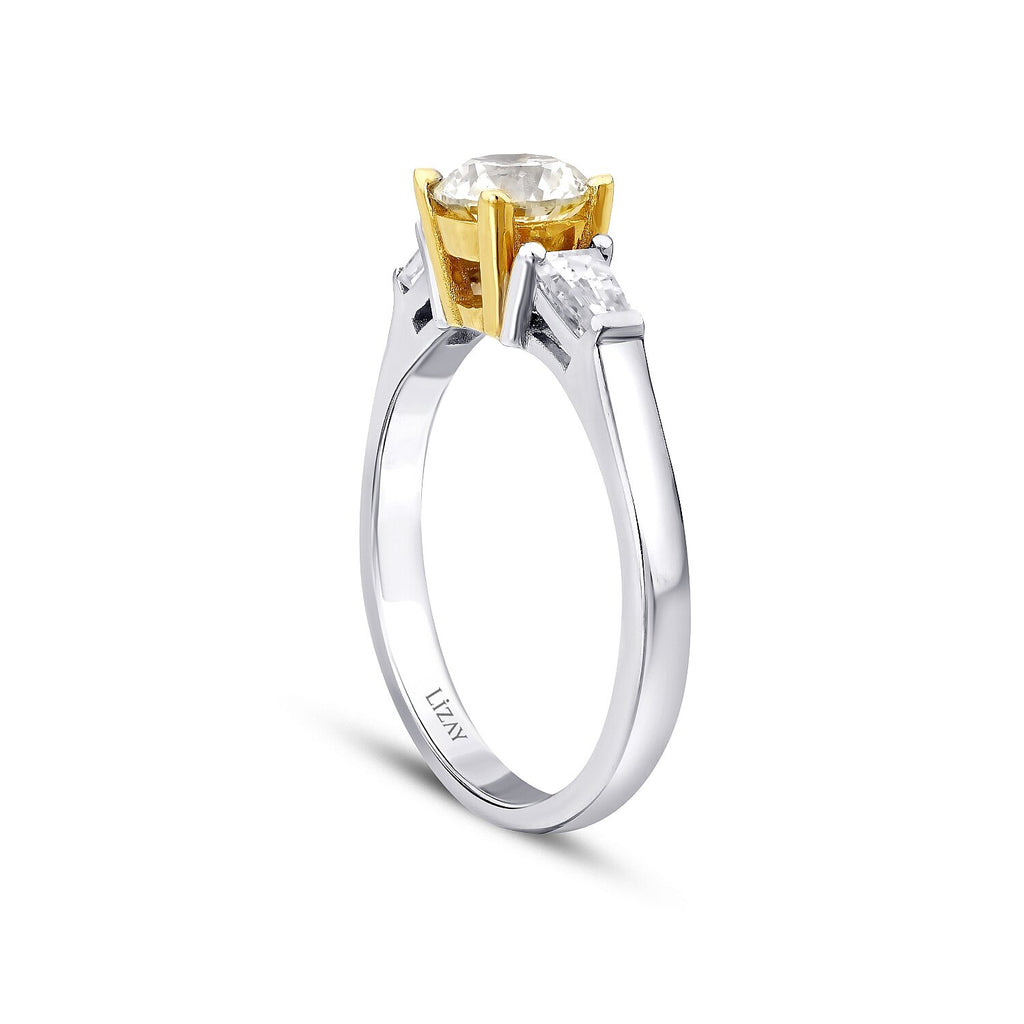 1,29 Carat Diamond Fancy Baguette Ring