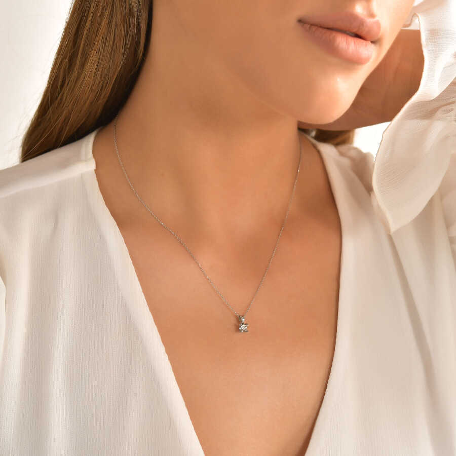 0.04 ct. Diamant Solitär Halskette