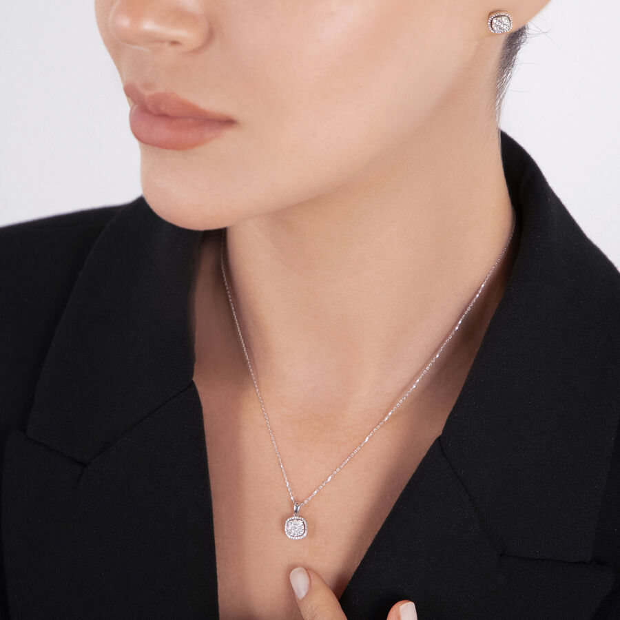 0,21 ct. Diamant Halskette mit Effekt Rand und Steinbesatz