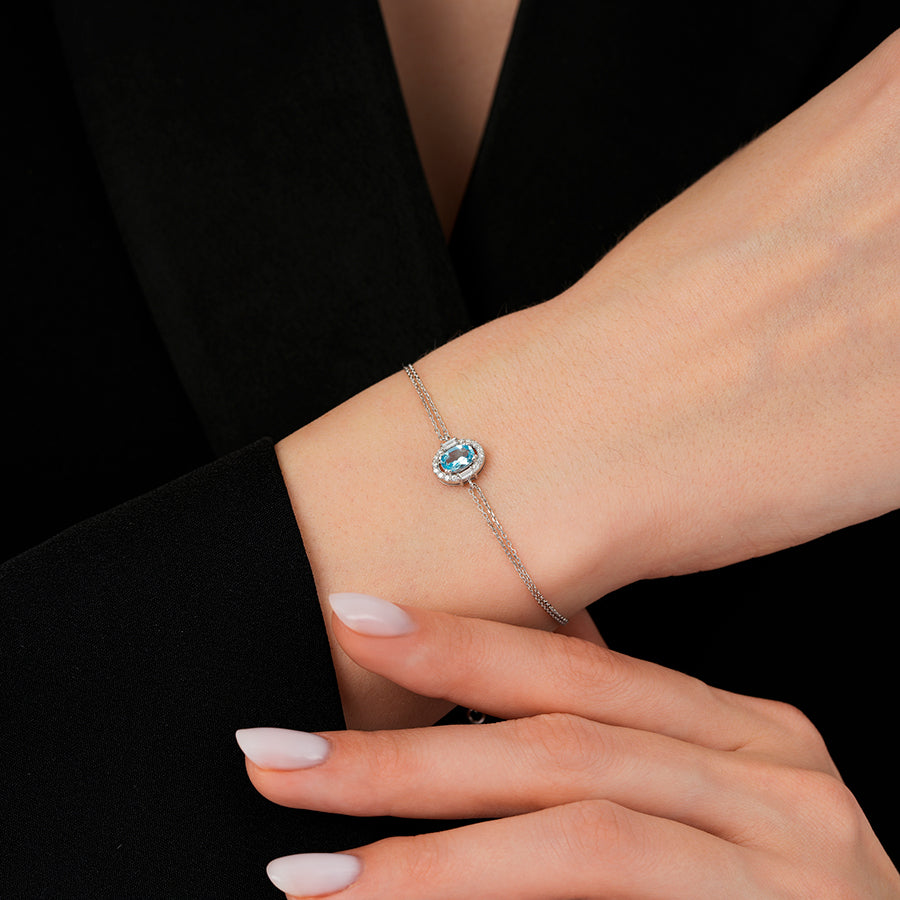0.63 Karat Diamant Baguette Blue Topaz Armband