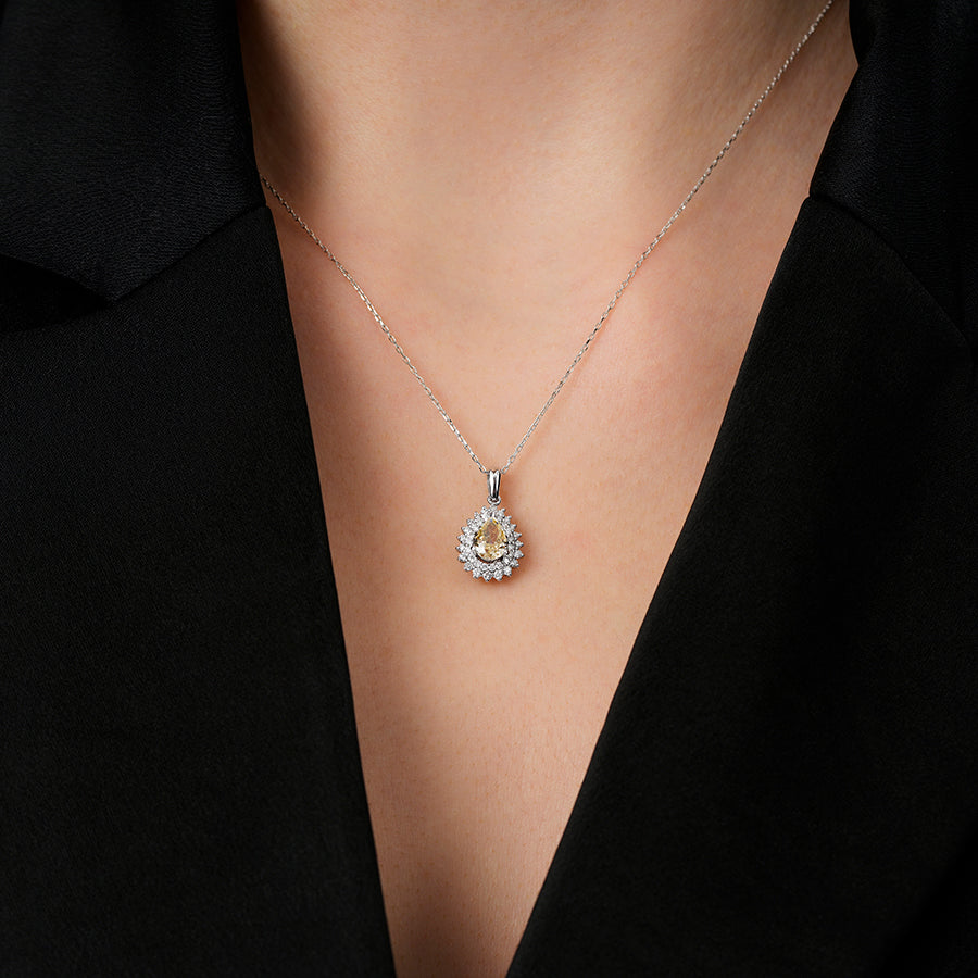 1.81 Karat Diamant Fancy Tropfen Halskette