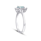 0.57 Karat Diamant Tropfen Blue Topaz Ring