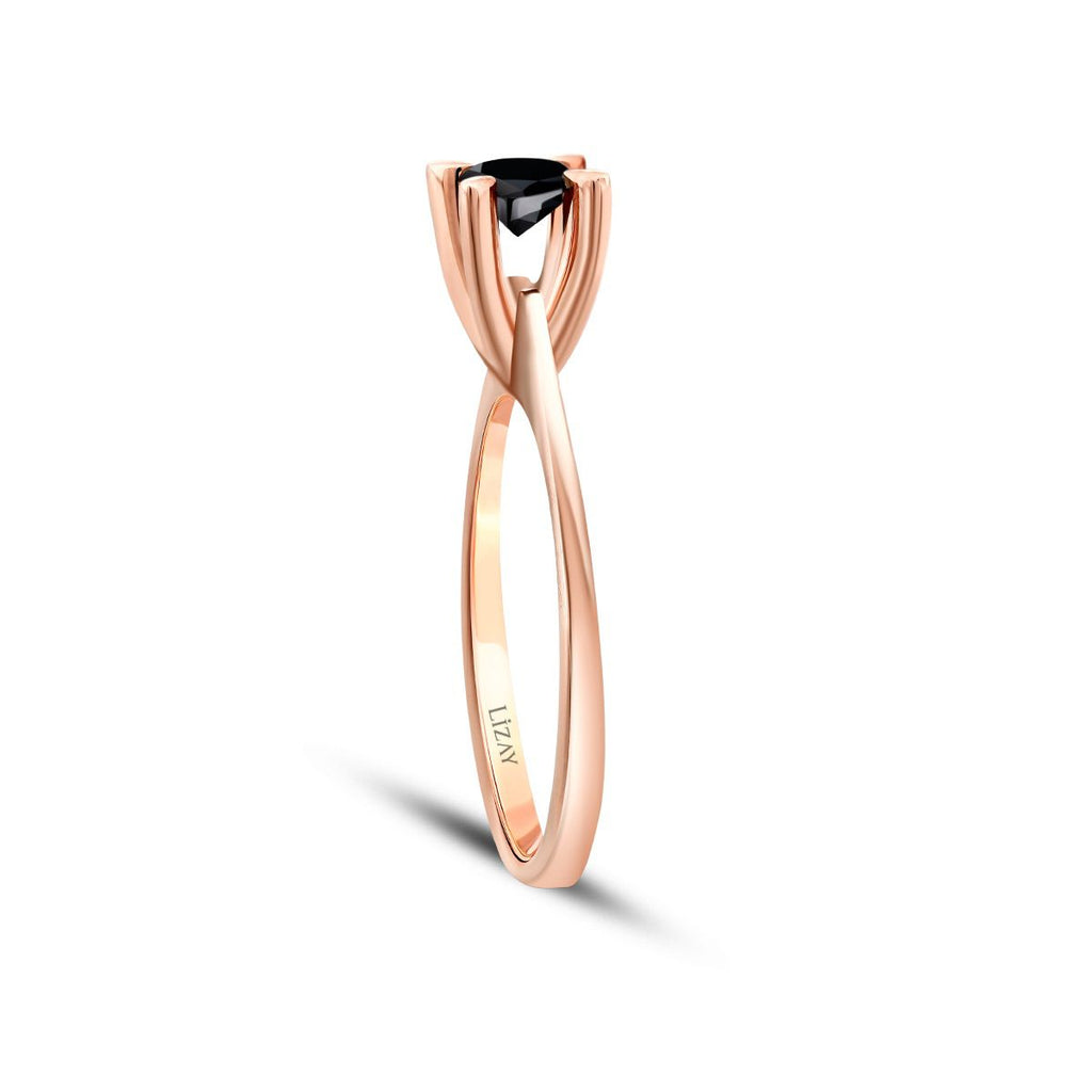 0.29 Karat Schwarz Stein Solitär Ring