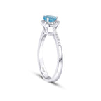 0.67 Karat Diamant Blue Topaz Herz Ring