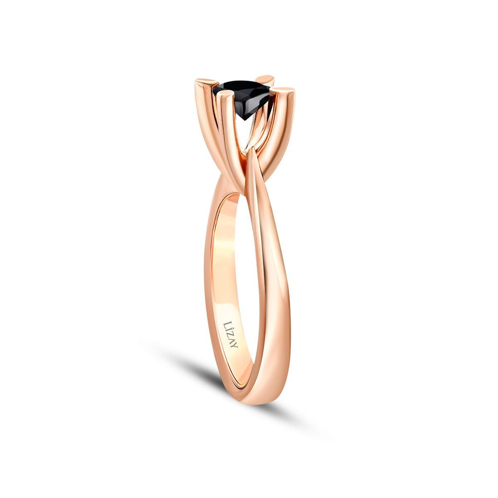 0.51 Karat Schwarz Stein Solitär Ring
