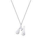 0.04 ct. Diamant M-Buchstabe Halskette