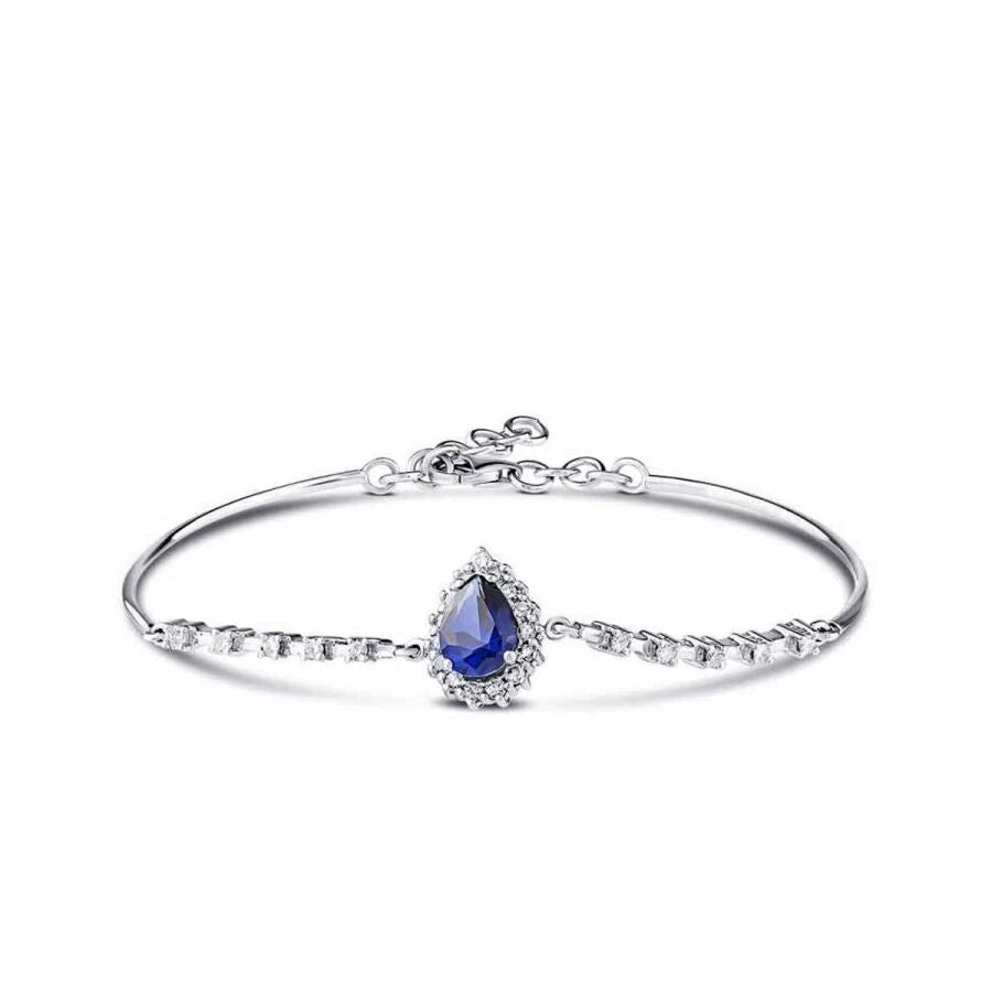 7.31 Karat Diamant Tropfen Saphir Set
