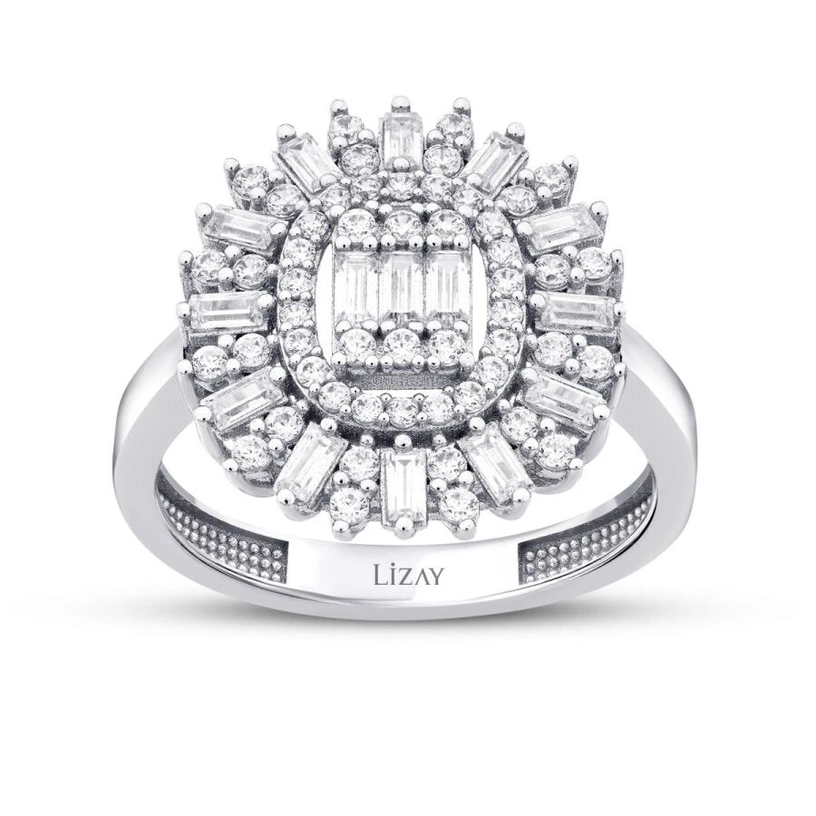 Gold Halo Ring mit Baguette-Steinen