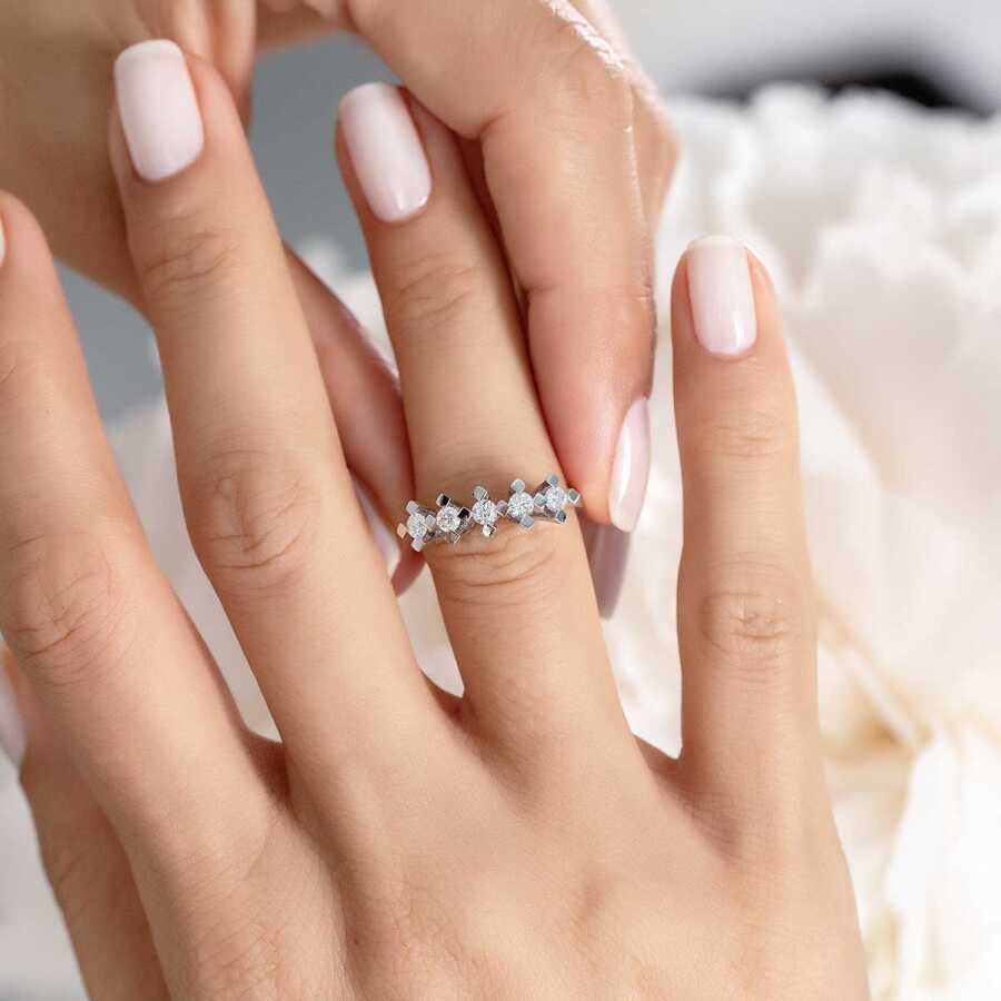 0.40 ct. Diamant Fünf-Stein Ring