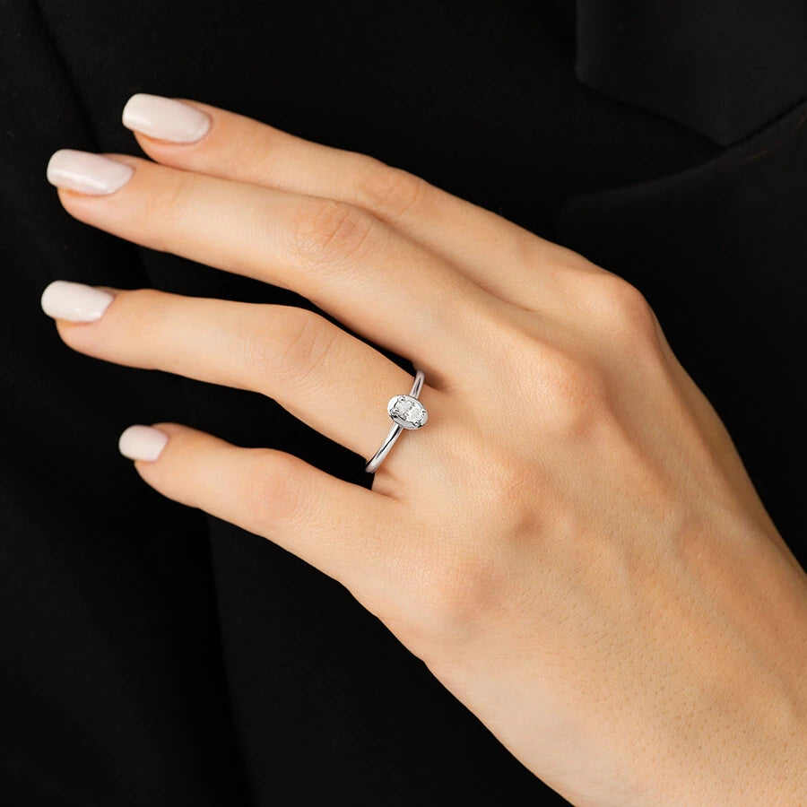 0.26 ct. Diamant Ovale Solitär Verlobungsring