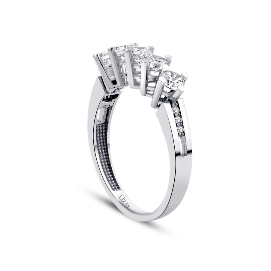 Gold Fünfsteinring mit Seitlichen Steinen