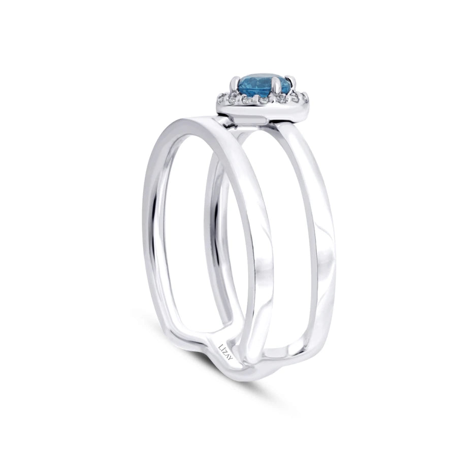 Gold Ring mit Blauem Stein